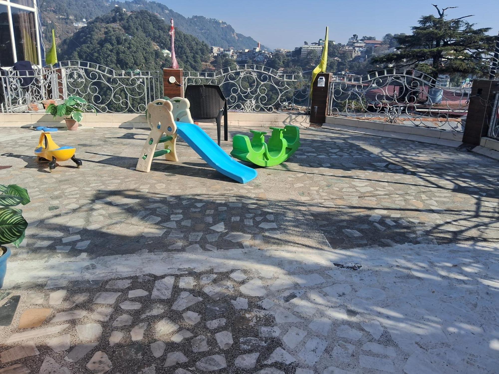 Hotel The Mussoorie International Eksteriør bilde