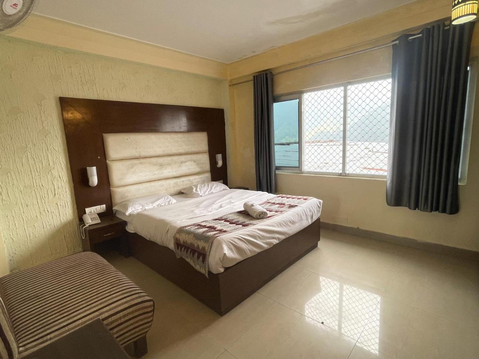 Hotel Mussoorie International Eksteriør bilde